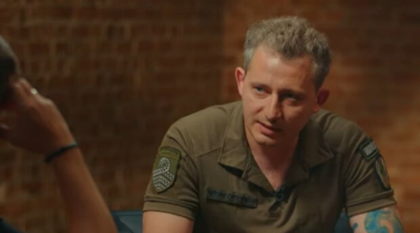 На Колю Сергу напал "пророссийский агент" просто во время выступления На Колю Сергу напал "пророссийский агент" просто во время выступления
