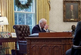 Байден готовит срочное обращение на фоне обострения ситуации на Донбассе
Байден готовит срочное обращение на фоне обострения ситуации на Донбассе