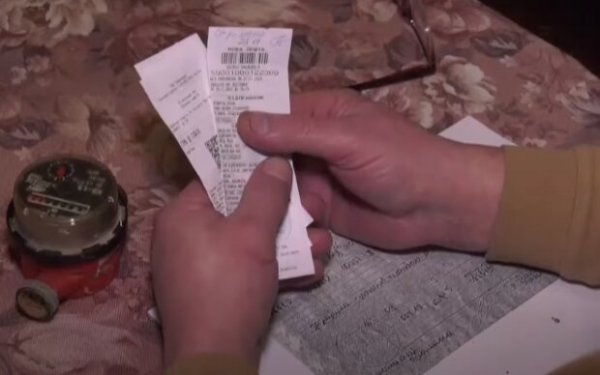 Платежки будут с "сюрпризом": украинцам два раза подряд повысили тариф Платежки будут с "сюрпризом": украинцам два раза подряд повысили тариф