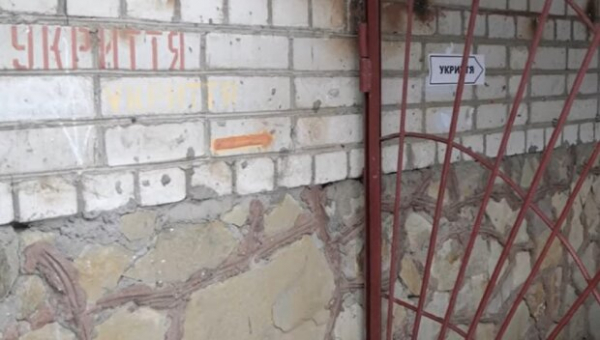 "Раздают взрывы, люди стучат и кричат": в Житомире украинцы остались под открытым небом во время воздушной тревоги "Раздают взрывы, люди стучат и кричат": в Житомире украинцы остались под открытым небом во время воздушной тревоги
