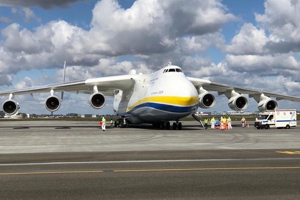Украинская "Мрія" попала в скандал с медгрузом в Польше
Украинская "Мрія" попала в скандал с медгрузом в Польше
