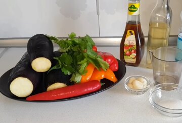 Просто, быстро, вкусно и бюджетно: рецепт паштета из баклажанов и куриной печени Просто, быстро, вкусно и бюджетно: рецепт паштета из баклажанов и куриной печени
