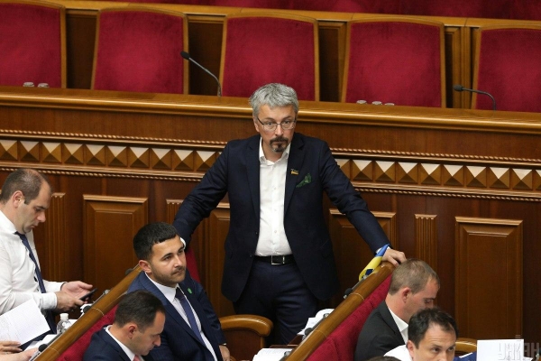 Гордон оценил кандидатуру Ткаченко на пост министра культуры
Гордон оценил кандидатуру Ткаченко на пост министра культуры