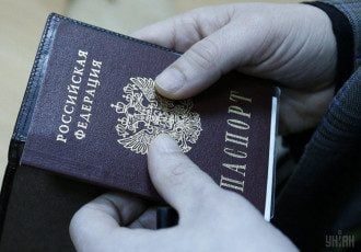 Раздача паспортов России на Донбассе провалится только при одном условии – эксперт
Раздача паспортов России на Донбассе провалится только при одном условии – эксперт
