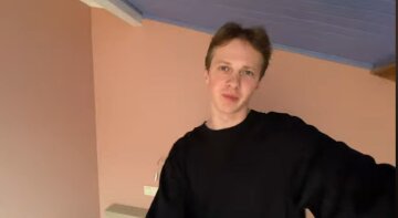 Блогер получил повестку и сразу махнул горами в Румынию: теперь хвастается в соцсетях