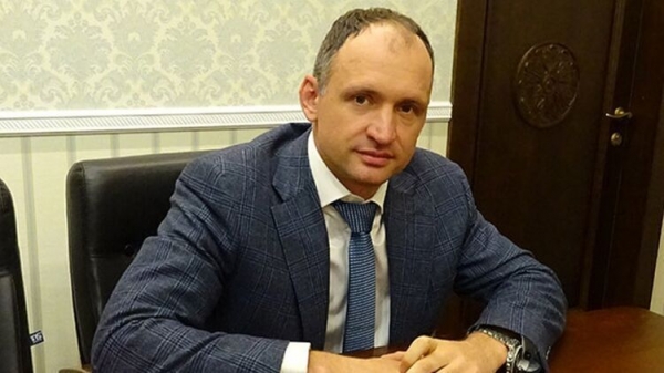 Facebook удалил аккаунт замглавы Офиса президента Олега Татарова после поста о внешнем управлении
Facebook удалил аккаунт замглавы Офиса президента Олега Татарова после поста о внешнем управлении