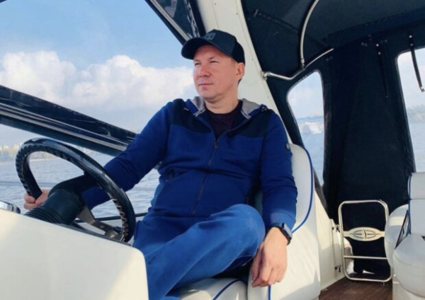 Павел Бартковский: как глава УкрХимТех использует в бизнесе "кума из ДБР" и "откаты" Павел Бартковский: как глава УкрХимТех использует в бизнесе "кума из ДБР" и "откаты"