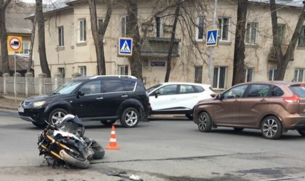 Любитель мотоциклов оставил целое семейство в трауре, грузовик вылетел неожиданно: "Знал, что станет дедушкой..." Любитель мотоциклов оставил целое семейство в трауре, грузовик вылетел неожиданно: "Знал, что станет дедушкой..."
