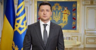 Выяснилось, как отмечает майские праздники Зеленский
