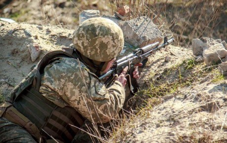 Оккупанты 14 раз нарушили "тишину", ранены двое военных и гражданский Оккупанты 14 раз нарушили "тишину", ранены двое военных и гражданский