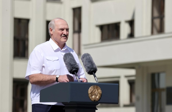 В Слуге народа обратились к с призывом к Лукашенко: детали
В Слуге народа обратились к с призывом к Лукашенко: детали