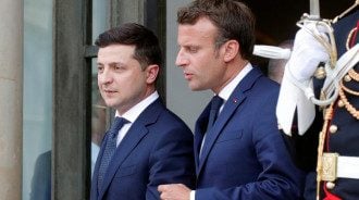 Макрон заявил, что Зеленский ведет себя хладнокровно
Макрон заявил, что Зеленский ведет себя хладнокровно