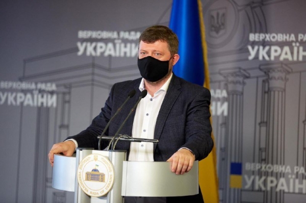 Фракция "Слуга народа" проведет собеседование с кандидатом на должность вице-премьера по вопросам ОПК
Фракция "Слуга народа" проведет собеседование с кандидатом на должность вице-премьера по вопросам ОПК