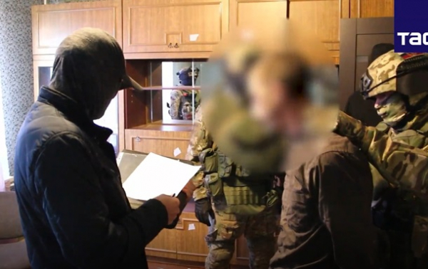 ФСБ задержала россиянина, который "передавал Украине данные о российской армии" ФСБ задержала россиянина, который "передавал Украине данные о российской армии"