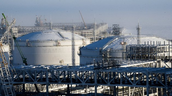 «Газпром» вдвое снизил поставки газа по трубопроводу «Ямал-Европа» из-за взрыва на заводе «Газпром» вдвое снизил поставки газа по трубопроводу «Ямал-Европа» из-за взрыва на заводе