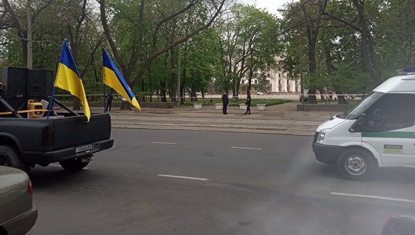 Годовщина майской бойни. Несмотря на провокаторов и эпидемию одесситы вышли на Куликово поле. ФОТО Годовщина майской бойни. Несмотря на провокаторов и эпидемию одесситы вышли на Куликово поле. ФОТО