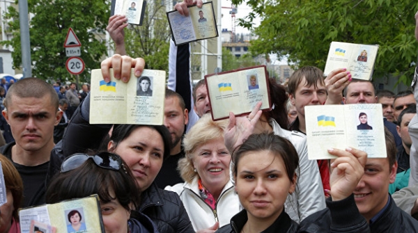 «И тебя посчитают». На Украине возьмутся за бипатридов «И тебя посчитают». На Украине возьмутся за бипатридов