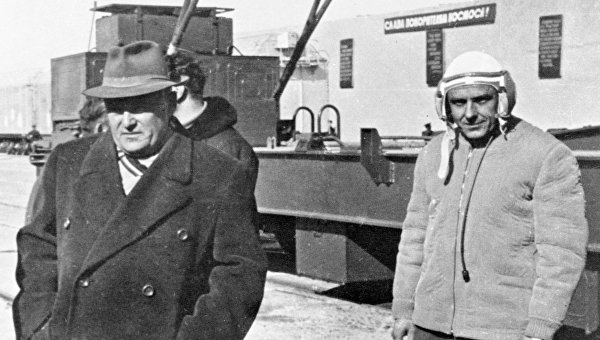 "Я люблю фантастику в чертежах". Сергей Королев - судьба и звезды "Я люблю фантастику в чертежах". Сергей Королев - судьба и звезды