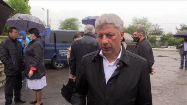 
                    Юрий Бойко: Правительство оставило предприятия один на один с кризисом                