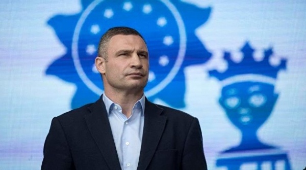 Киевляне довольны Кличко больше, чем Зеленским - опрос