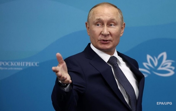 Кремль анонсировал поездку Путина на Донбасс Кремль анонсировал поездку Путина на Донбасс
