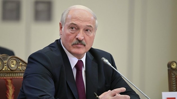 Лукашенко: Белоруссия не бежит от России, но хочет, чтобы к ней относились по-человечески Лукашенко: Белоруссия не бежит от России, но хочет, чтобы к ней относились по-человечески