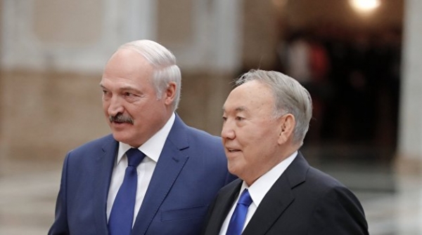 Лукашенко пригласил Назарбаева на саммит ЕАЭС в Минске Лукашенко пригласил Назарбаева на саммит ЕАЭС в Минске