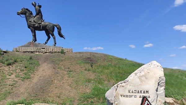 &laquo;Майдан&raquo; на улице Ленина: в Вёшенской помнят об украинских корнях Шолохова
