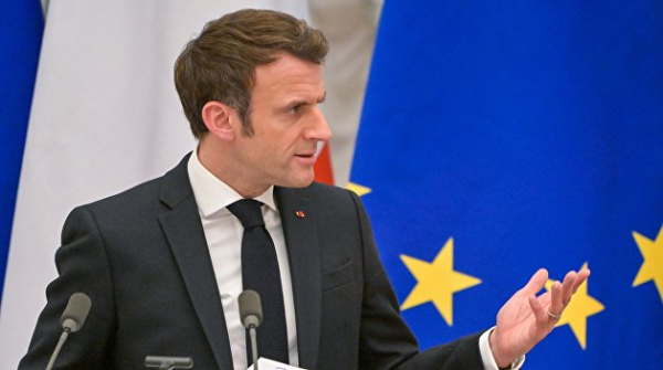 Макрон тайком от НАТО предложил Путину план по Украине - СМИ Макрон тайком от НАТО предложил Путину план по Украине - СМИ