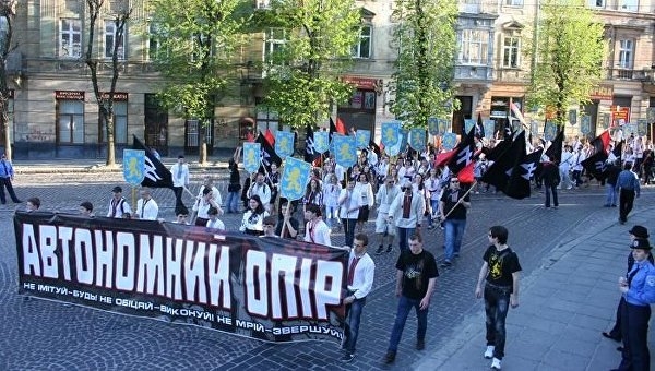 Марш &laquo;Галичины&raquo; в Киеве. Откуда пошло и во что выльется?