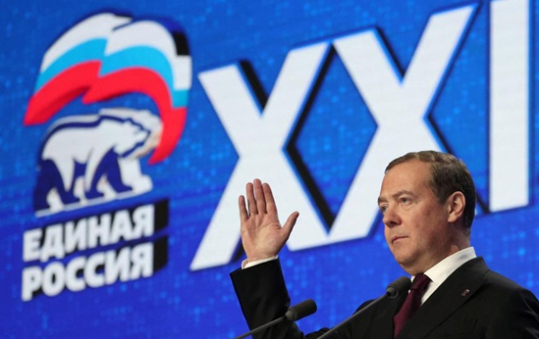 Медведев ожидает "новых руководителей" Украины Медведев ожидает "новых руководителей" Украины