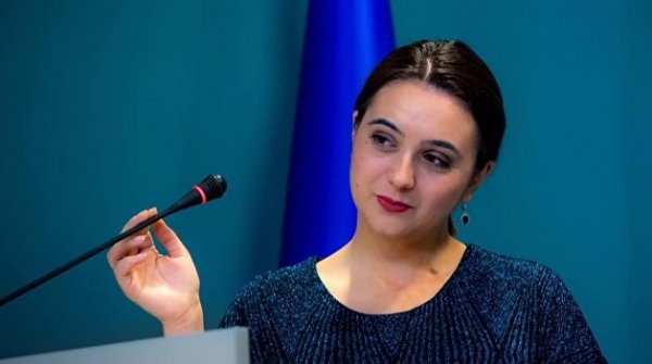 Мендель ответила на слухи о беременности от Зеленского Мендель ответила на слухи о беременности от Зеленского
