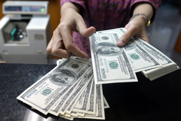Международные резервы Украины уменьшились на 2,5 млрд долл. - до 26,5 млрд долларов
Международные резервы Украины уменьшились на 2,5 млрд долл. - до 26,5 млрд долларов