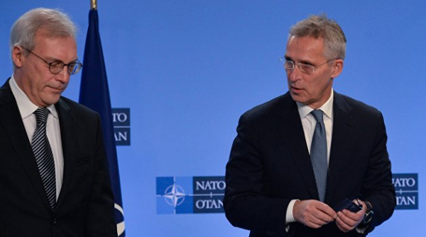МИД РФ: Россия продолжит требовать гарантий безопасности МИД РФ: Россия продолжит требовать гарантий безопасности