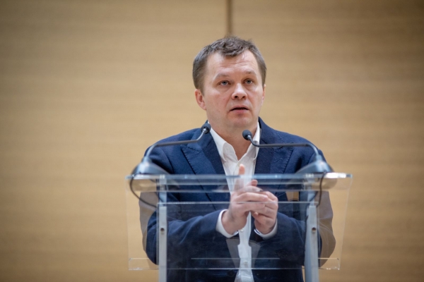 
                    Милованов считает, что в этом году Украине транш от МВФ получить не удастся                