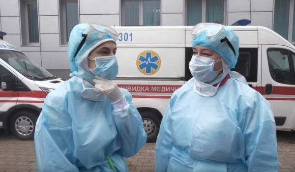 Минздрав закупит 400 автомобилей скорой помощи и с 1 сентября повысит зарплату медикам
Минздрав закупит 400 автомобилей скорой помощи и с 1 сентября повысит зарплату медикам