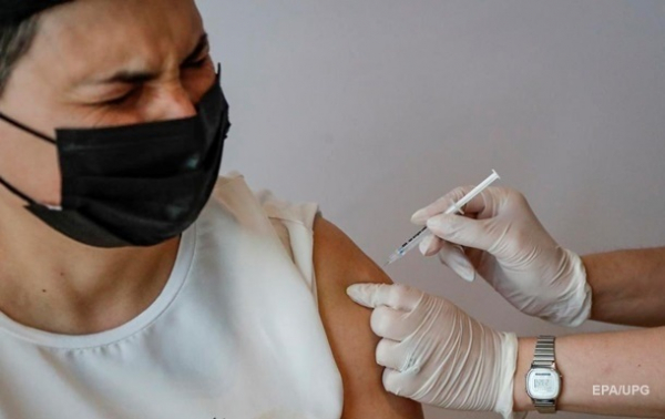 Мировая экономика потеряет триллионы из-за COVID-вакцинации - эксперты Мировая экономика потеряет триллионы из-за COVID-вакцинации - эксперты