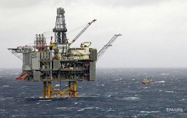 Мировые цены на нефть на новом пике за три года Мировые цены на нефть на новом пике за три года