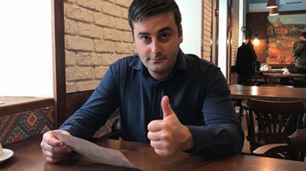 Молчанов назвал единственную на Украине силу, которая может вывести на улицы сотни тысяч людей Молчанов назвал единственную на Украине силу, которая может вывести на улицы сотни тысяч людей