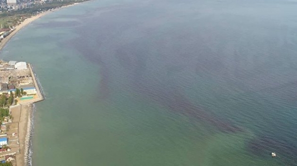 Море близ Одессы атаковали красные приливы-убийцы - видео Море близ Одессы атаковали красные приливы-убийцы - видео