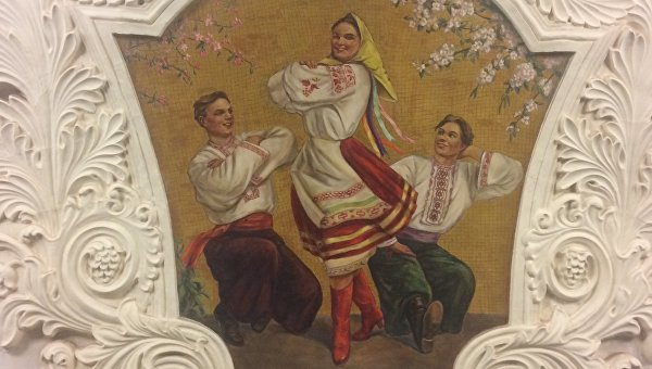 Москва спрятала настоящую Украину под землей и показывает ее китайцам Москва спрятала настоящую Украину под землей и показывает ее китайцам