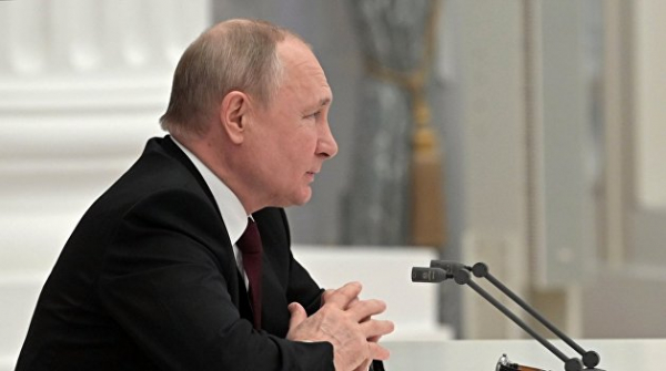 «Не сказал, что сейчас»: Путин о том, когда ВС РФ будут задействованы в Донбассе «Не сказал, что сейчас»: Путин о том, когда ВС РФ будут задействованы в Донбассе