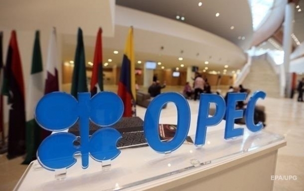 Нефть дорожает на итогах встречи ОПЕК+ Нефть дорожает на итогах встречи ОПЕК+