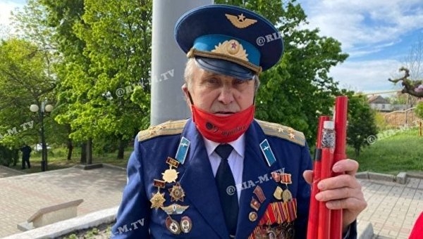 Неонацисты или полиция? Истории о том, как кошмарили украинцев в День Победы Неонацисты или полиция? Истории о том, как кошмарили украинцев в День Победы
