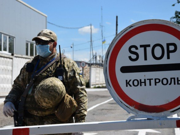 Новости вторника: Закон о народовластии, возобновление работы КПП на Донбассе и смертельное ДТП с Михаилом Ефремовым
Новости вторника: Закон о народовластии, возобновление работы КПП на Донбассе и смертельное ДТП с Михаилом Ефремовым