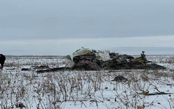 Падение Ил-76: в Москве начали расшифровку "черных ящиков" Падение Ил-76: в Москве начали расшифровку "черных ящиков"