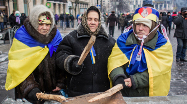 Пахнет Майданом, а Запад не поможет. Украина провалилась в кризис