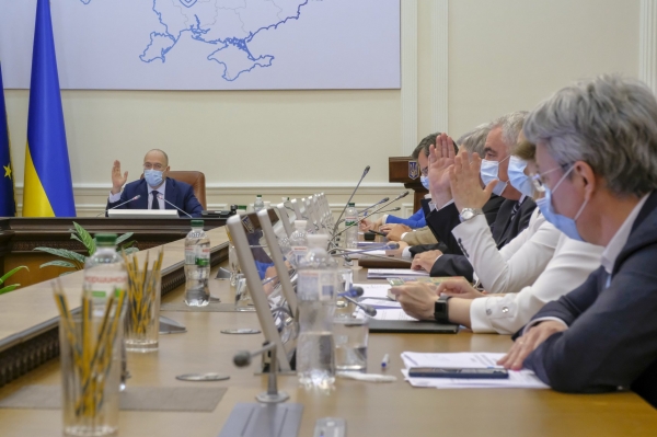 
                    Парламент снова не поддержал программу деятельности правительства Шмыгаля                