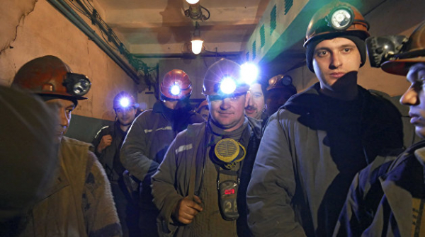 Переизбыток с недоплатой. Что происходит на угольных шахтах Украины