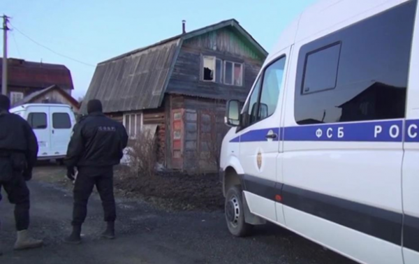 Перестрелка ФСБ РФ с террористами попала на видео Перестрелка ФСБ РФ с террористами попала на видео